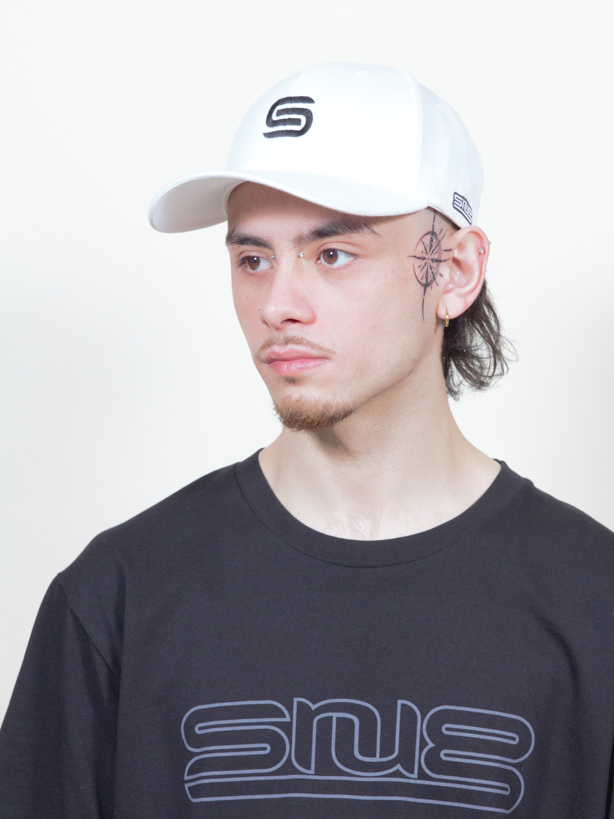 Snug - S Logo - White Curved Brim Snapback Hat – Snug Industries
